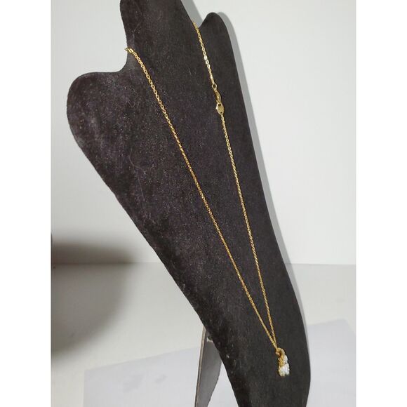 Avon Vintage Porcelain Rose Bouquet Necklace Dainty Elegant Gold Tone Feminine - Picture 7 of 9